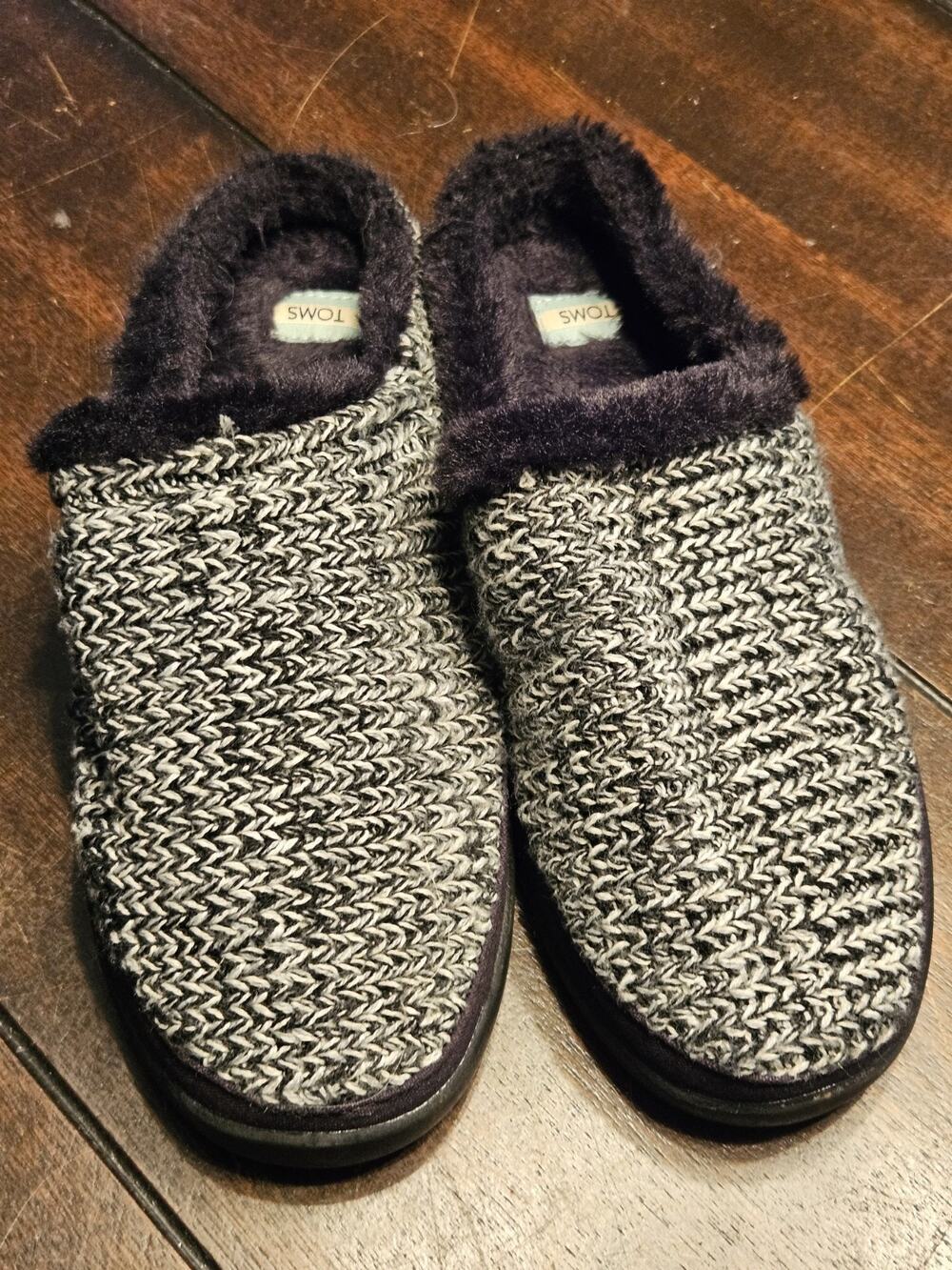 Toms Sage In Black Cozy Faux Fur Lined Slipper knitted Warm Slipper Size US 8.5
